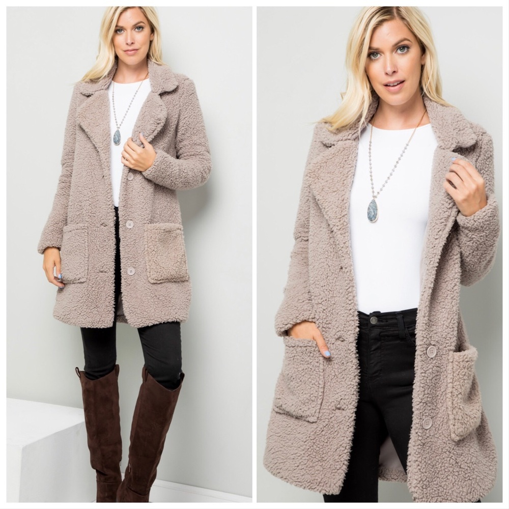 5⭐️GREY PLUSH TEDDY SHERPA BUTTON FRONT- Jacket - Picture 2 of 4